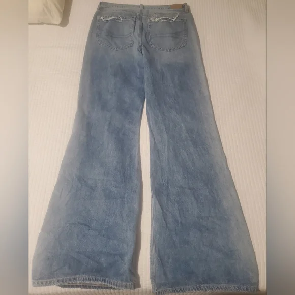 American Eagle Outfitters Light Blue Distressed Flare Jeans - Picture 3 of 5
